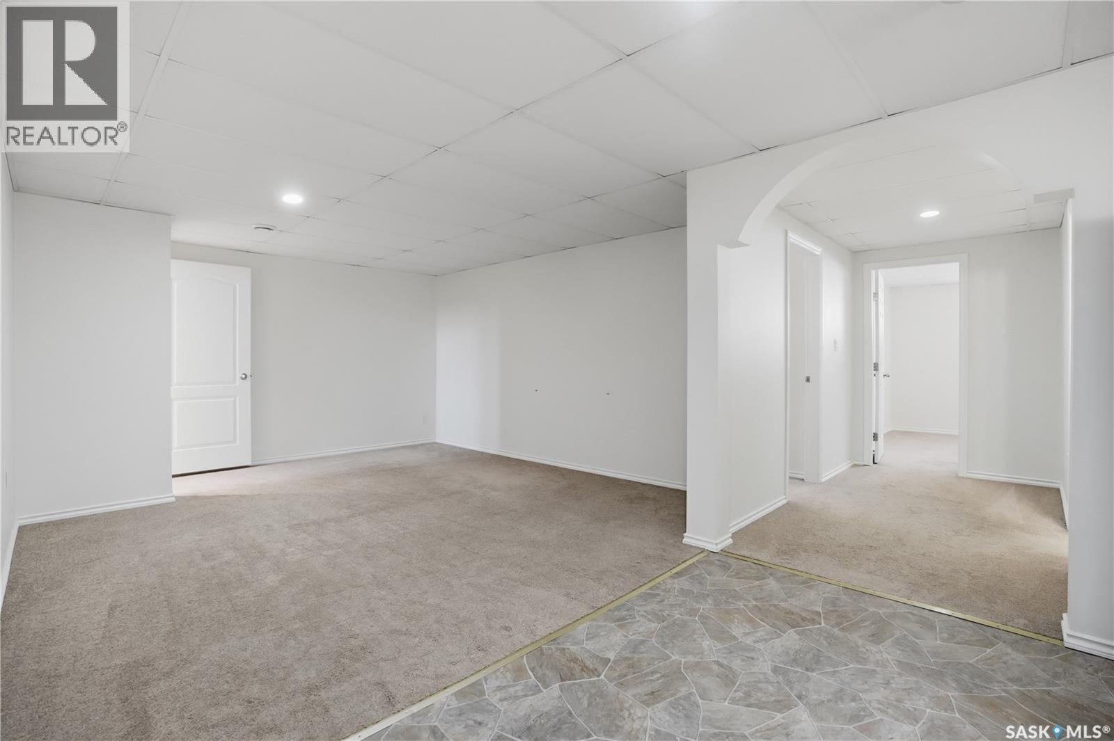 3714 Sandringham ROAD E - 39