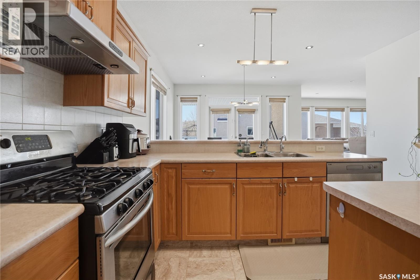 3714 Sandringham ROAD E - 8