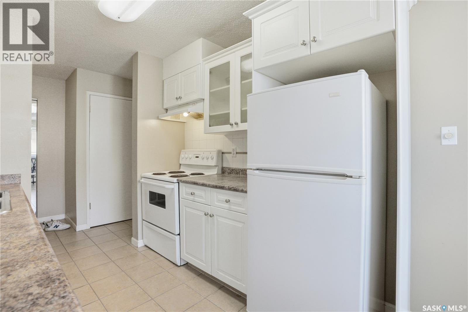 #93 3 COLUMBIA DRIVE - 10