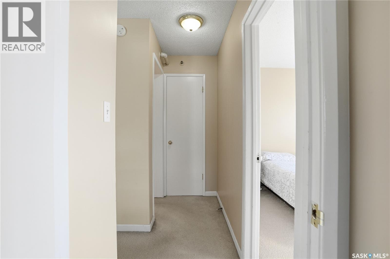 #93 3 COLUMBIA DRIVE - 21