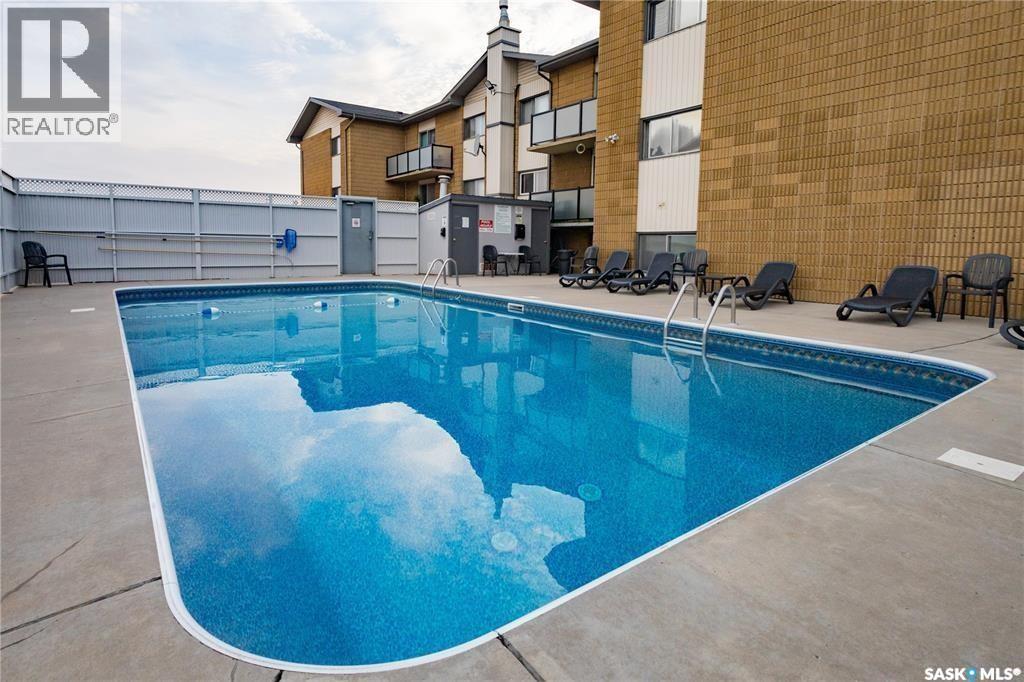 #93 3 COLUMBIA DRIVE - 27