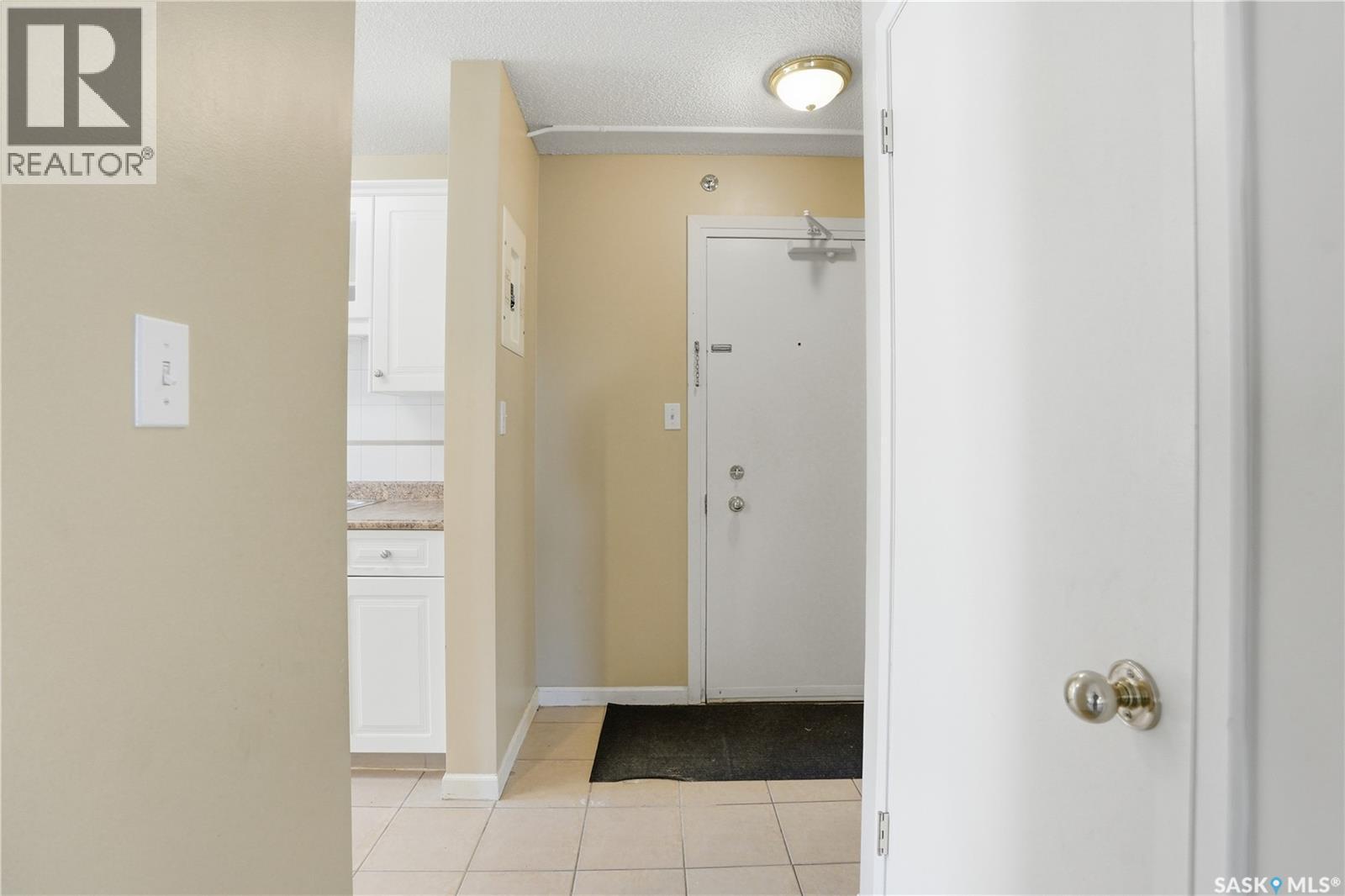 #93 3 COLUMBIA DRIVE - 5