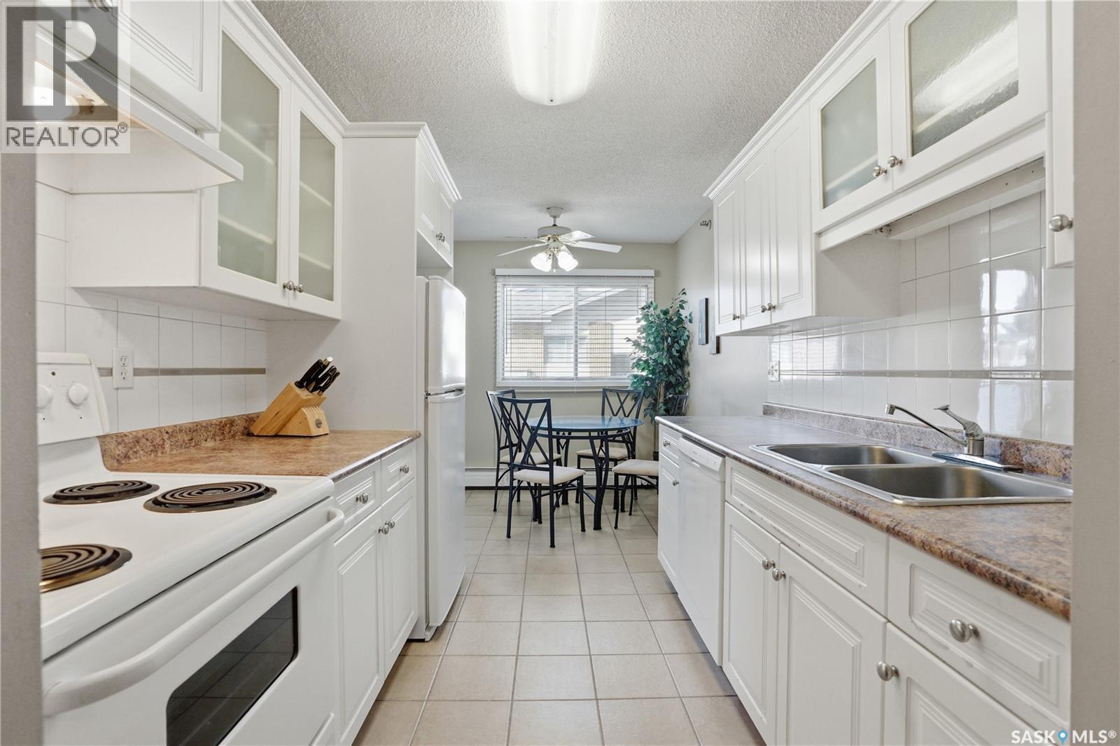 #93 3 COLUMBIA DRIVE - 6