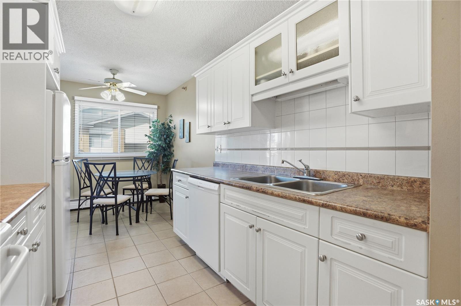 #93 3 COLUMBIA DRIVE - 7
