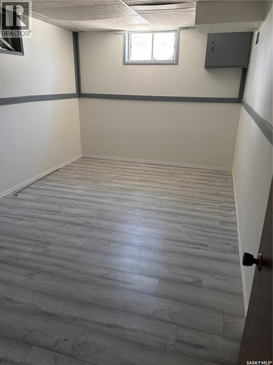 301 Tavistock AVENUE - 24