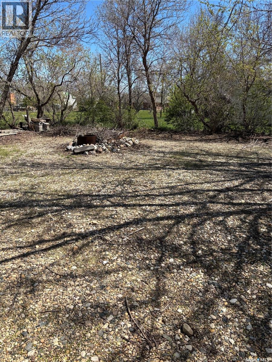 301 Tavistock AVENUE - 40
