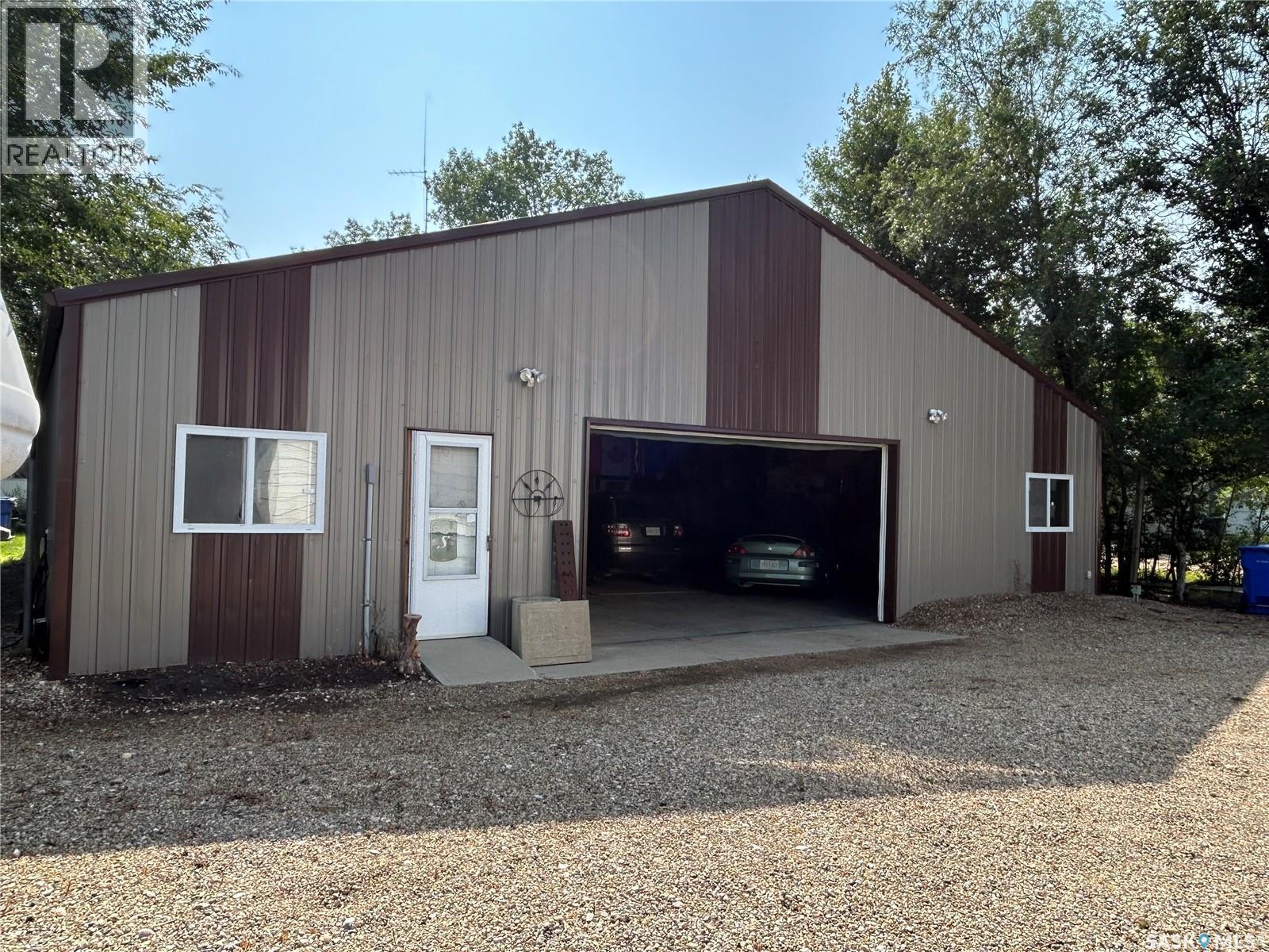 301 Tavistock AVENUE - 41