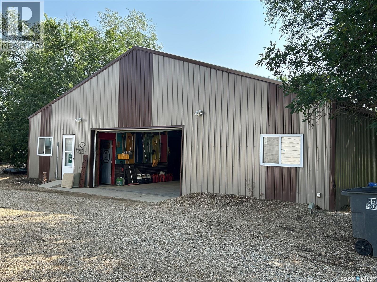 301 Tavistock AVENUE - 42