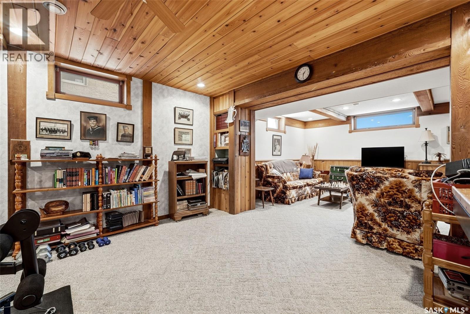 3731 Selinger CRESCENT - 36