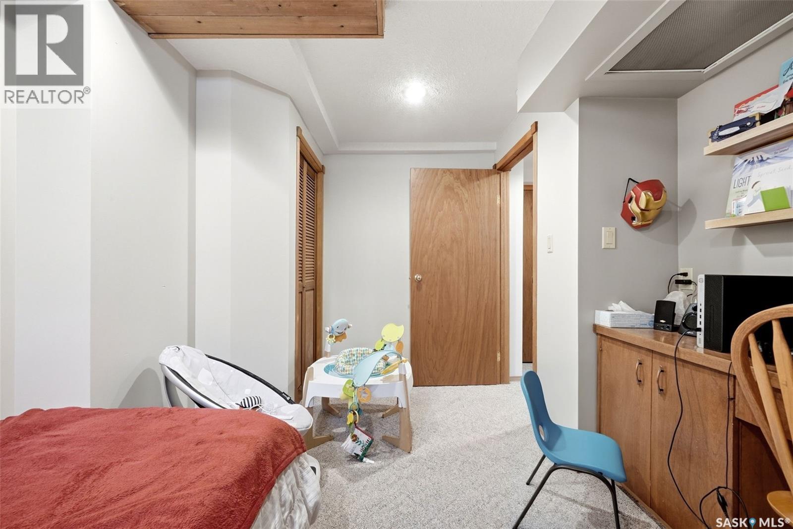 3731 Selinger CRESCENT - 38
