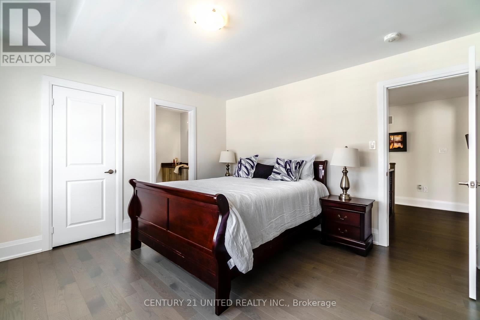 76 HIGHLANDS BOULEVARD - 24