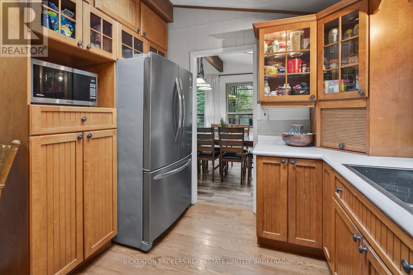 87 FITZSIMMONS ROAD - 12