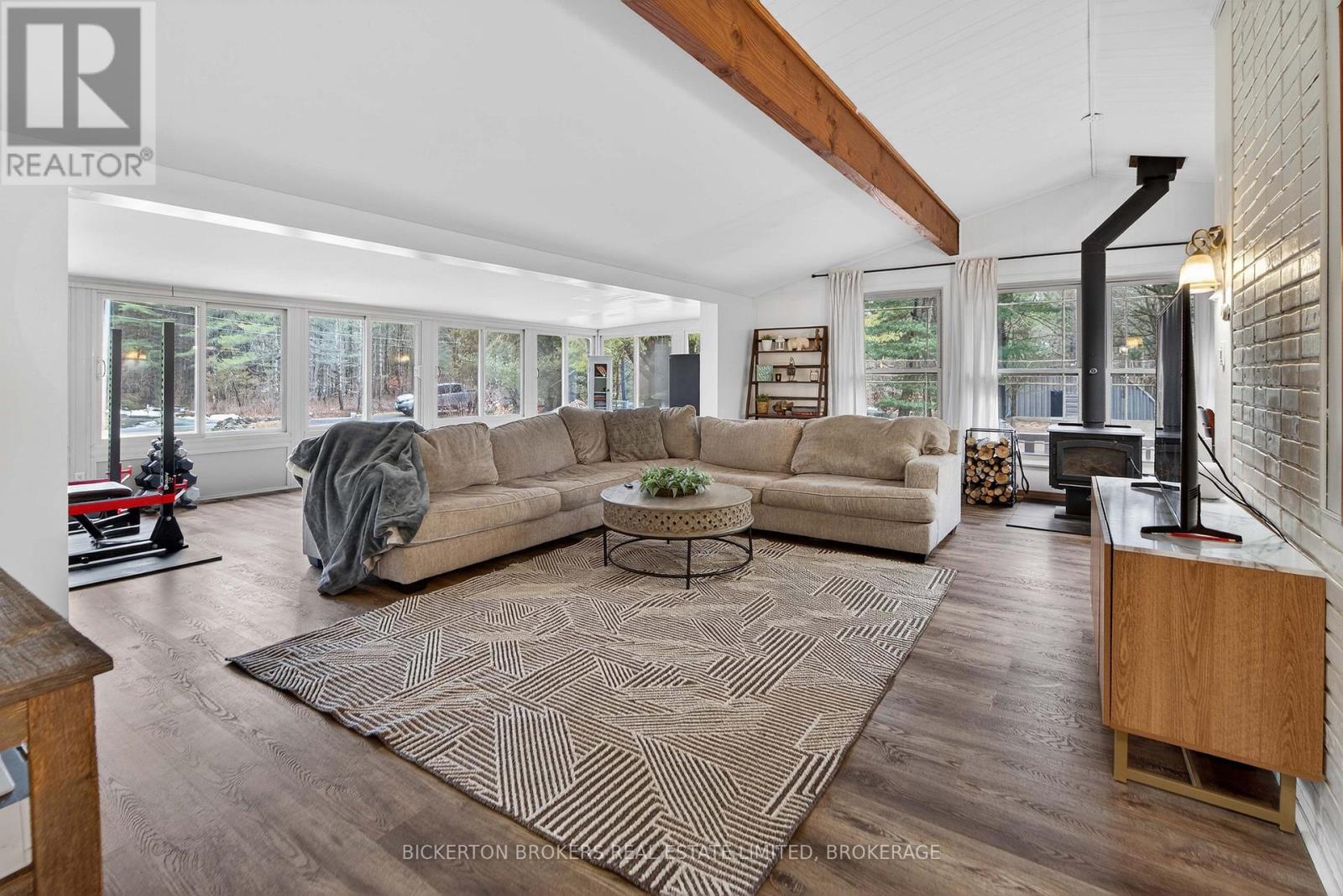 87 FITZSIMMONS ROAD - 36