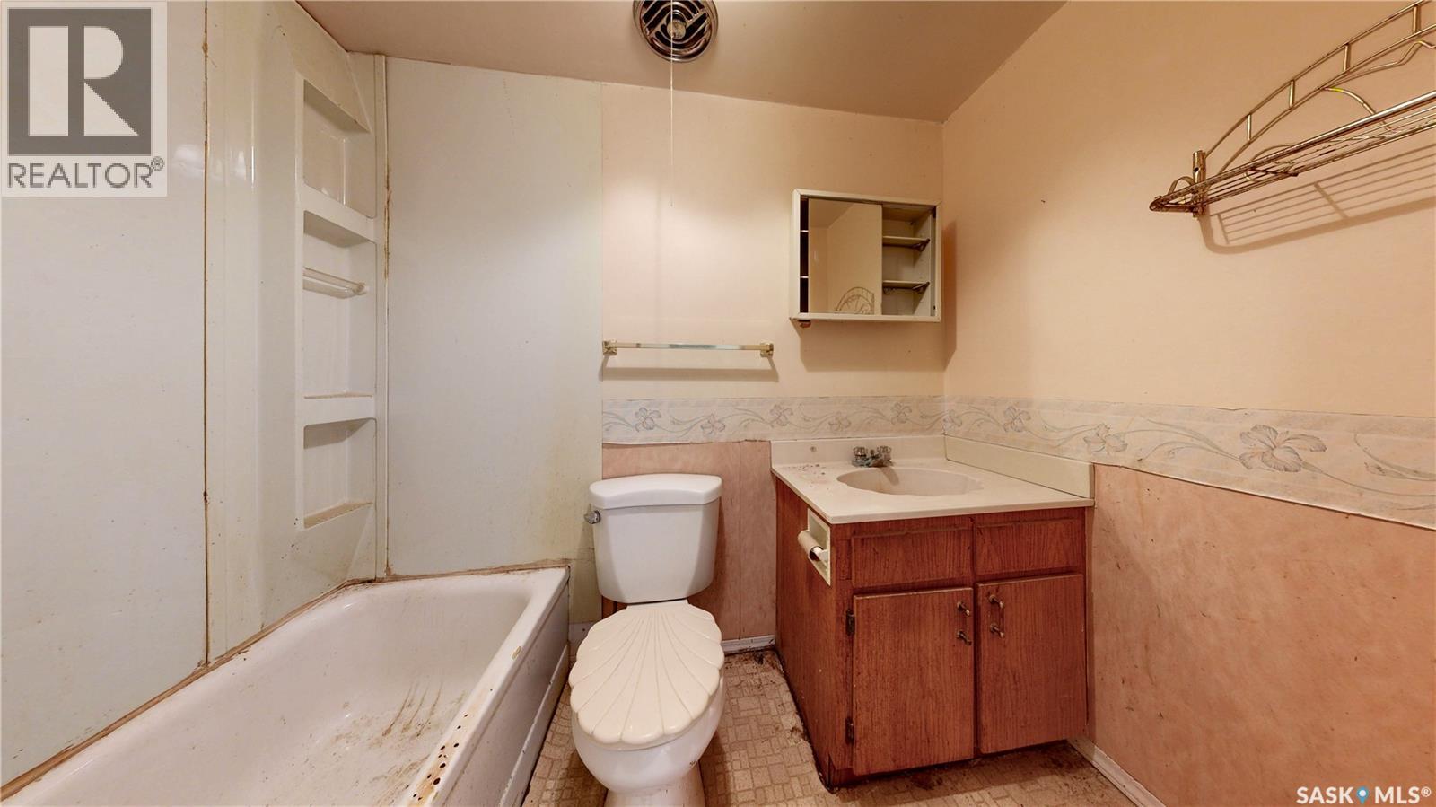 'Irvine-Kelln Acreage' - 10 Acres More or Less - 17