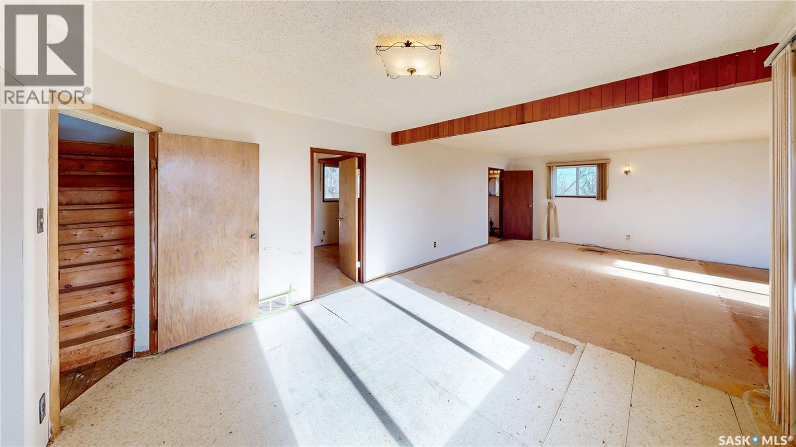 'Irvine-Kelln Acreage' - 10 Acres More or Less - 6