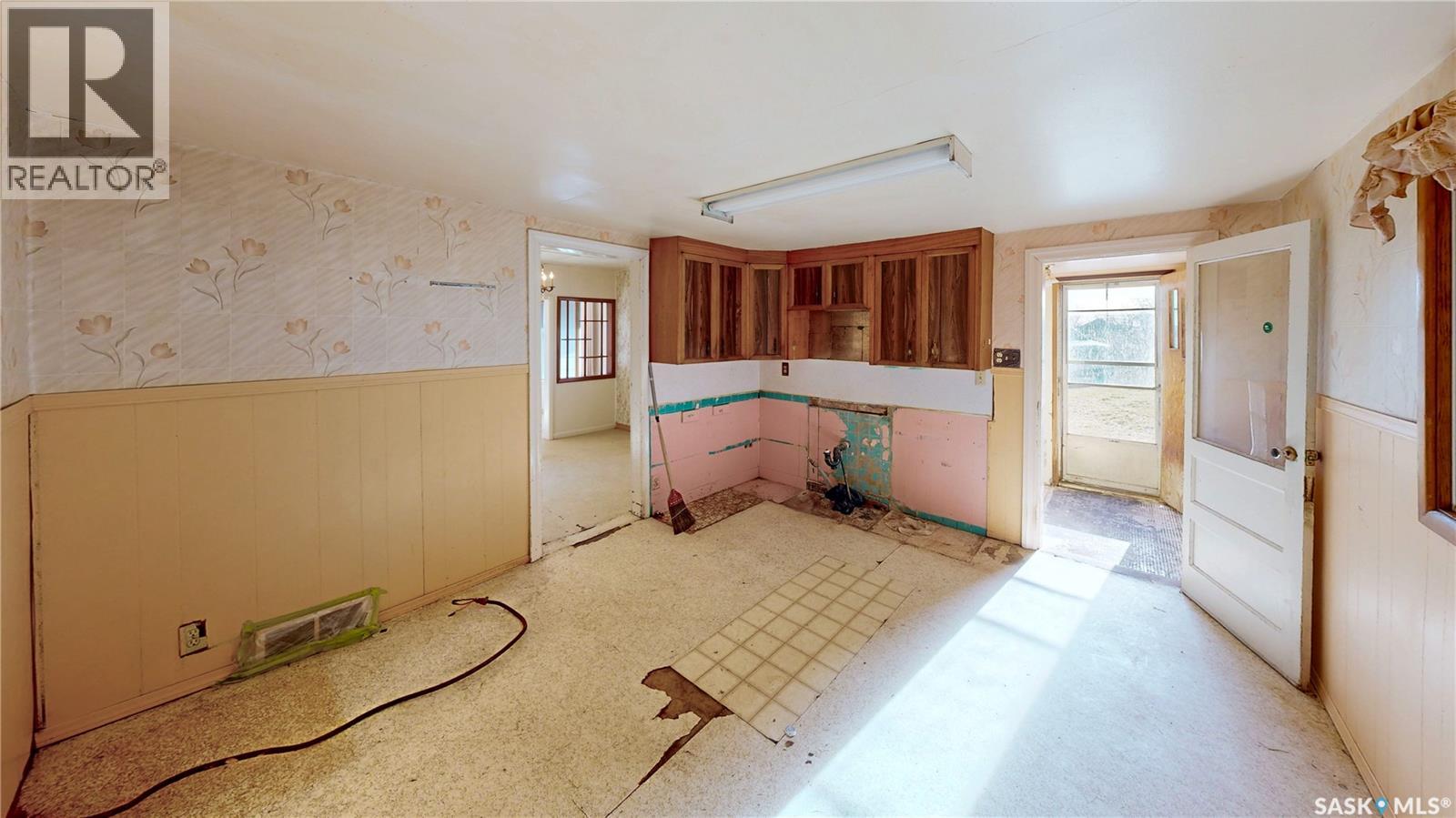 "Irvine-Kelln Acreage" - 10 Acres More or Less — photo 14