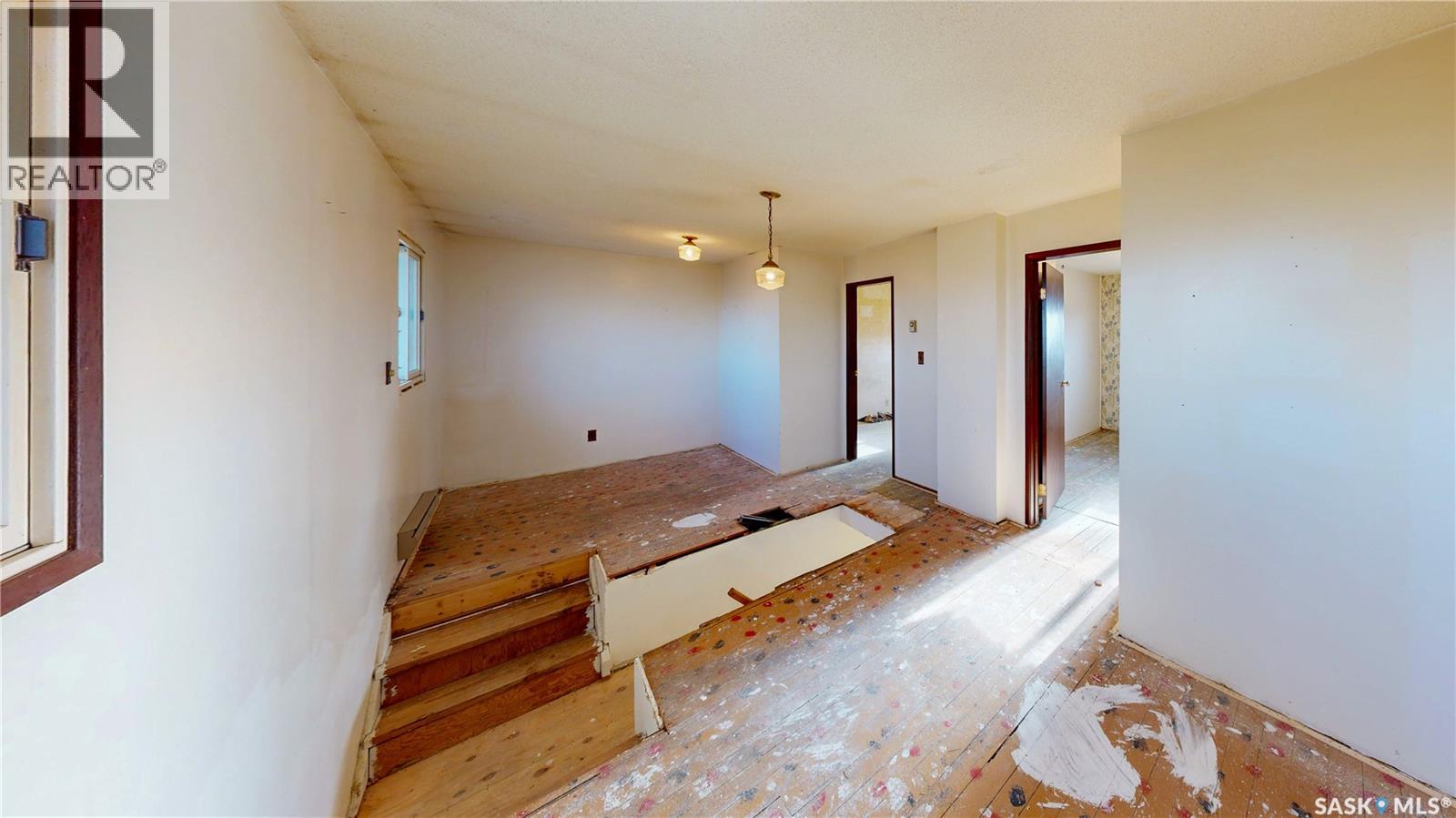 'Irvine-Kelln Acreage' - 10 Acres More or Less - 18