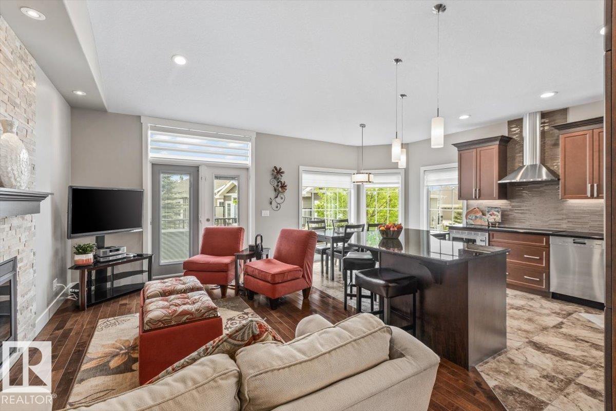 #33 88 LACOMBE DR — photo 14