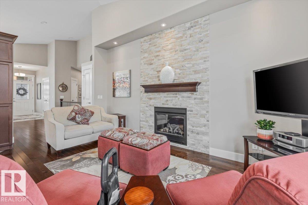 #33 88 LACOMBE DR — photo 22
