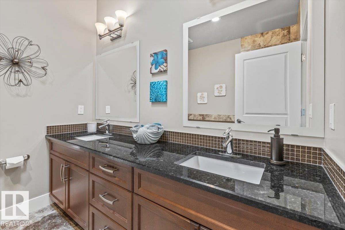 #33 88 LACOMBE DR — photo 28