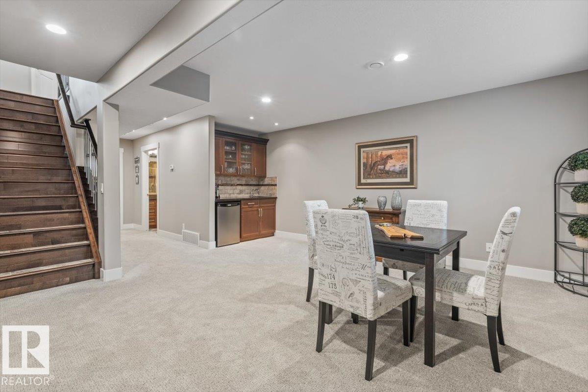 #33 88 LACOMBE DR — photo 36