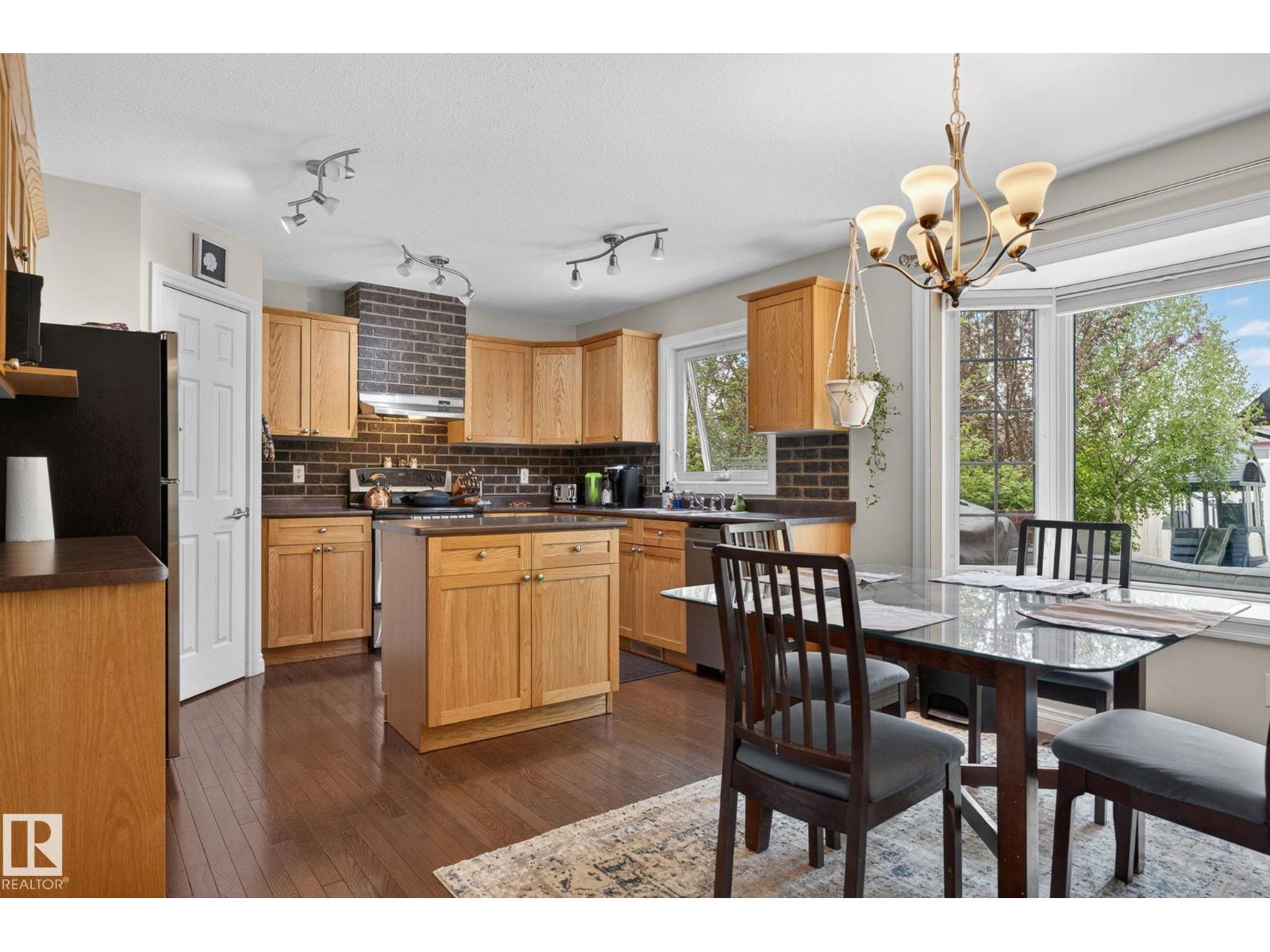 1844 TOWNE CENTRE BV NW — photo 10