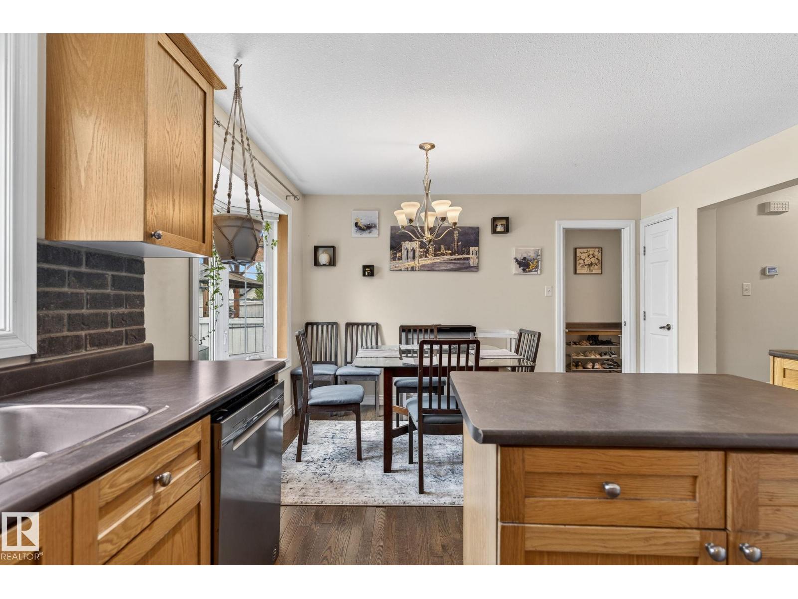 1844 TOWNE CENTRE BV NW — photo 13