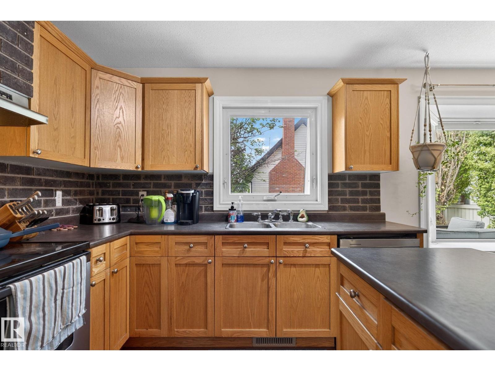 1844 TOWNE CENTRE BV NW — photo 15