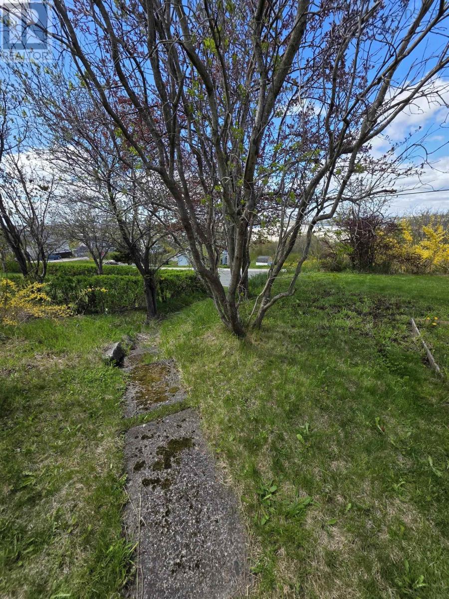 40 Breton Street - 16
