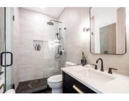 2318 Chantrell Park Drive, Surrey, BC V4A9W8 Photo 23