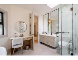 2318 Chantrell Park Drive, Surrey, BC V4A9W8 Photo 20