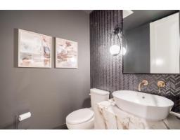 2318 Chantrell Park Drive, Surrey, BC V4A9W8 Photo 25