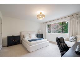 2318 Chantrell Park Drive, Surrey, BC V4A9W8 Photo 26