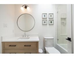 2318 Chantrell Park Drive, Surrey, BC V4A9W8 Photo 27