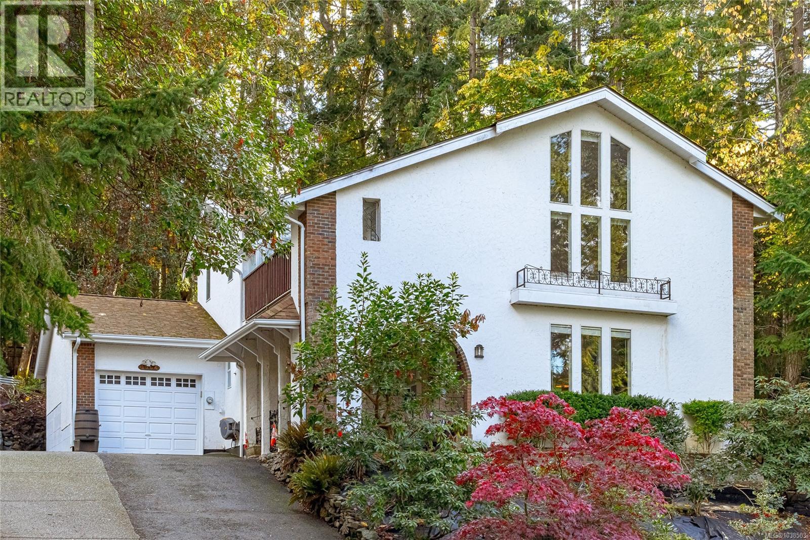 1364 Kingsview Road - main photo