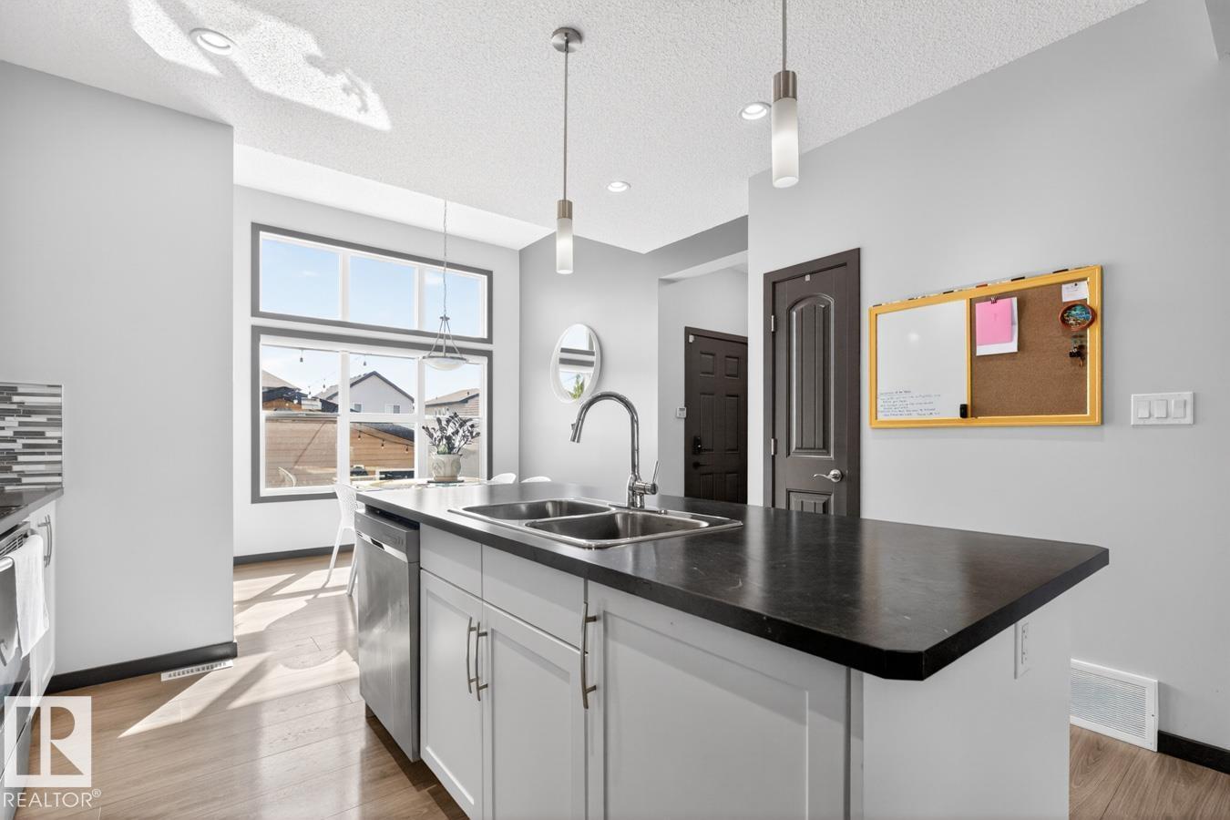 17575 59 ST NW - 16
