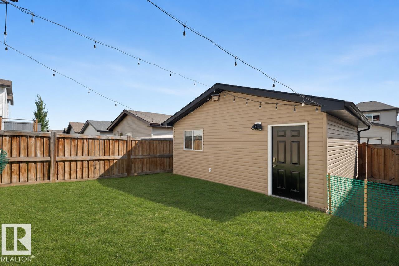 17575 59 ST NW - 37