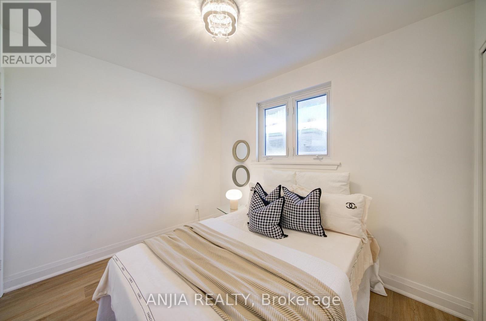 36 BIRCHARD STREET - 27