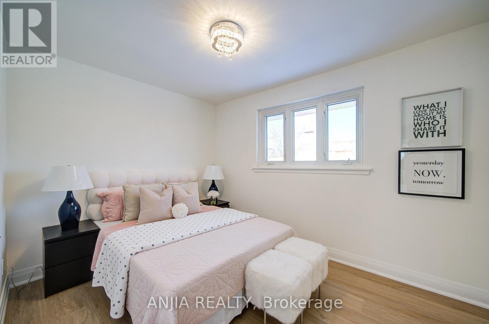 36 BIRCHARD STREET - 32