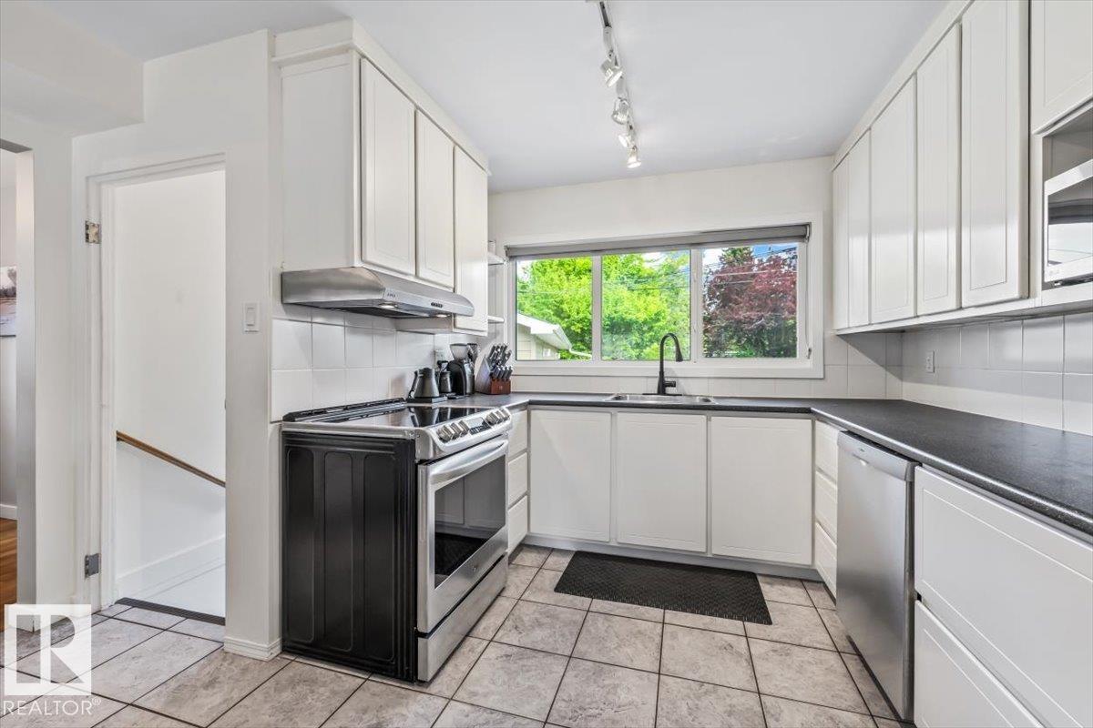8523 143 ST NW - 13