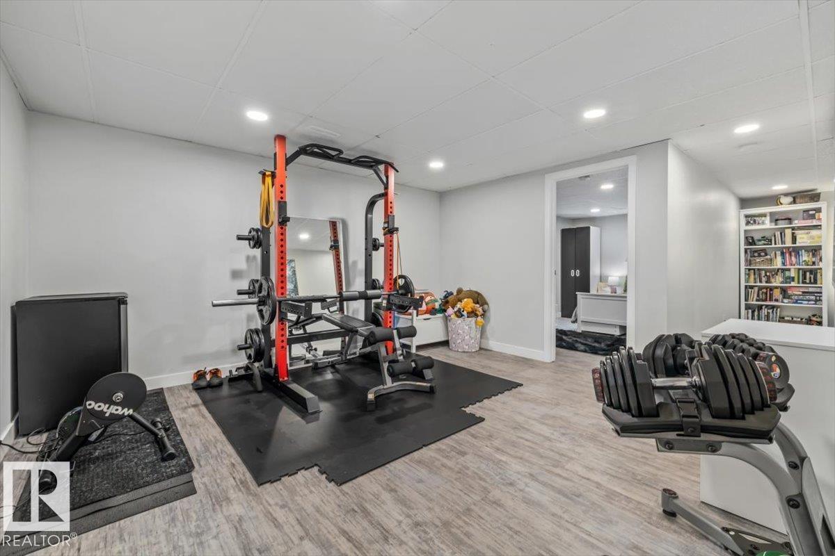 8523 143 ST NW - 32