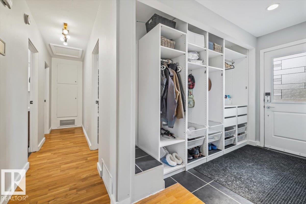 8523 143 ST NW - 4