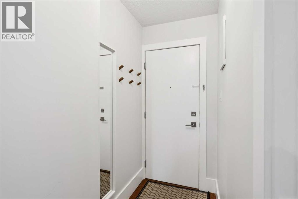 #203 1603 26 Avenue SW - Image 2