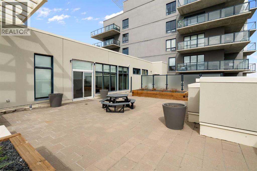 #1614 8880 Horton Road SW - 33