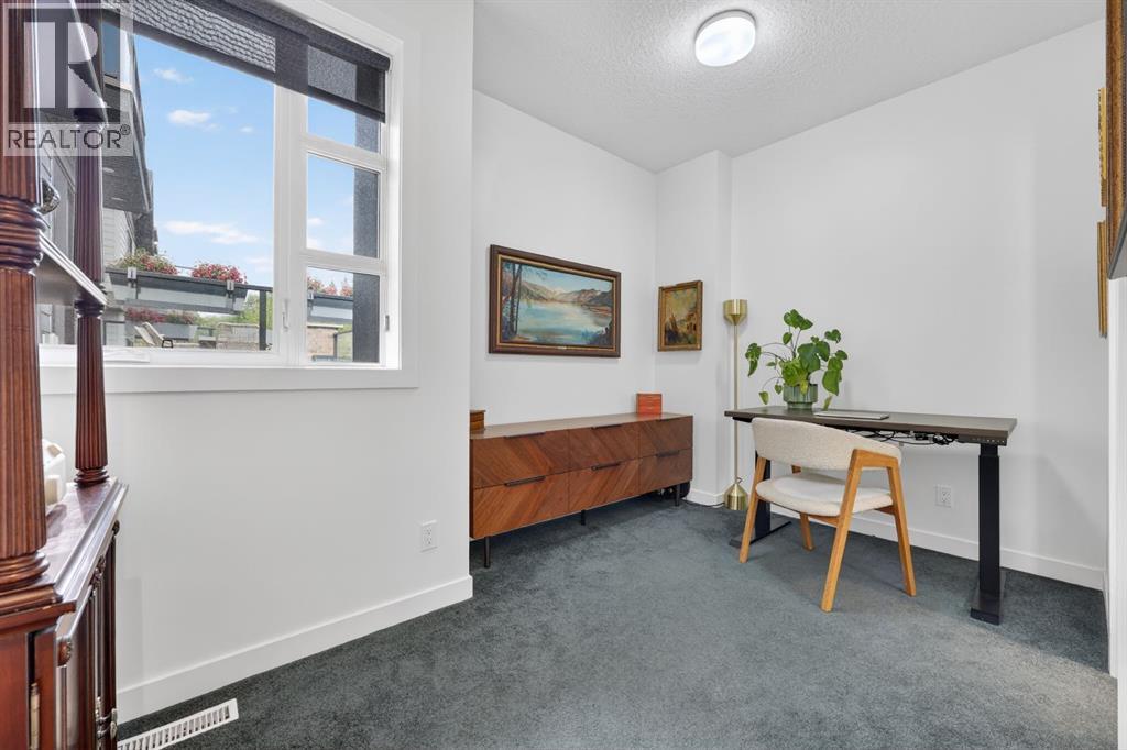 #3 1508 22 Avenue SW - 21