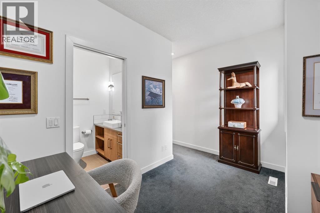 #3 1508 22 Avenue SW - 22