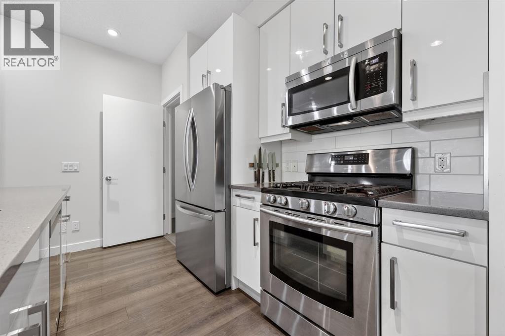 #3 1508 22 Avenue SW - 11