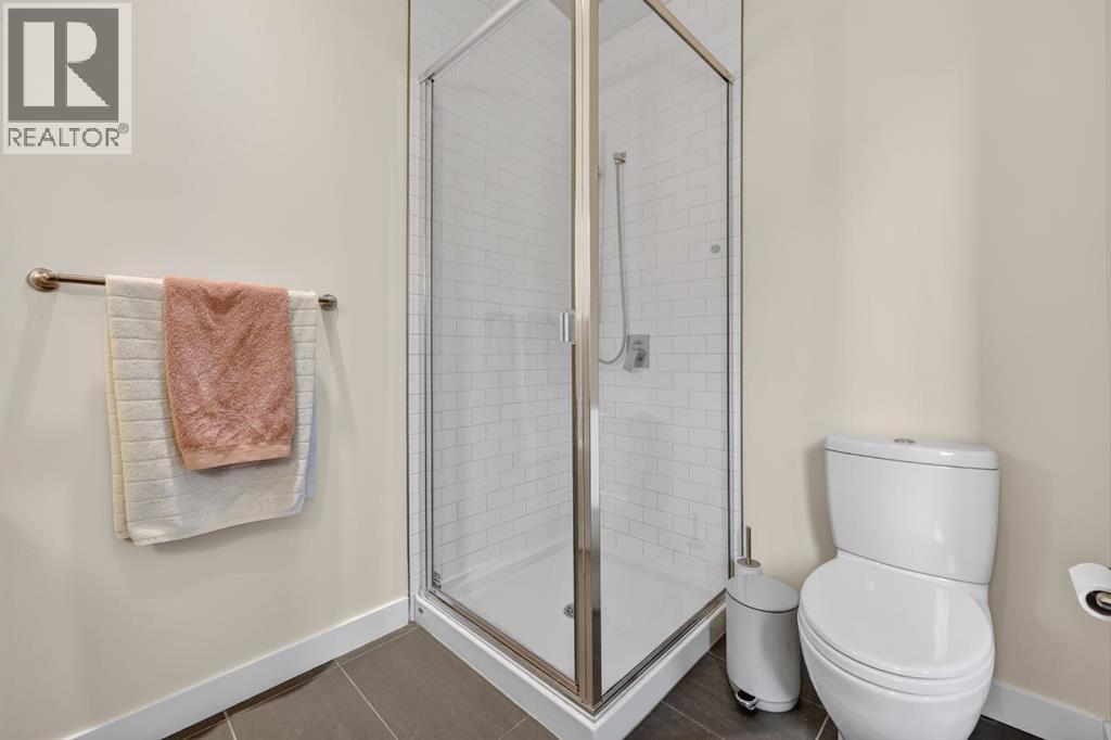 #3 1508 22 Avenue SW - 19