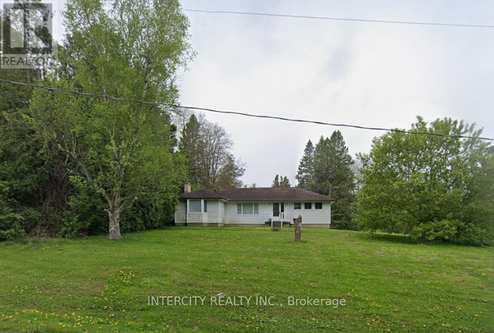 194 MARTIN STREET - 1