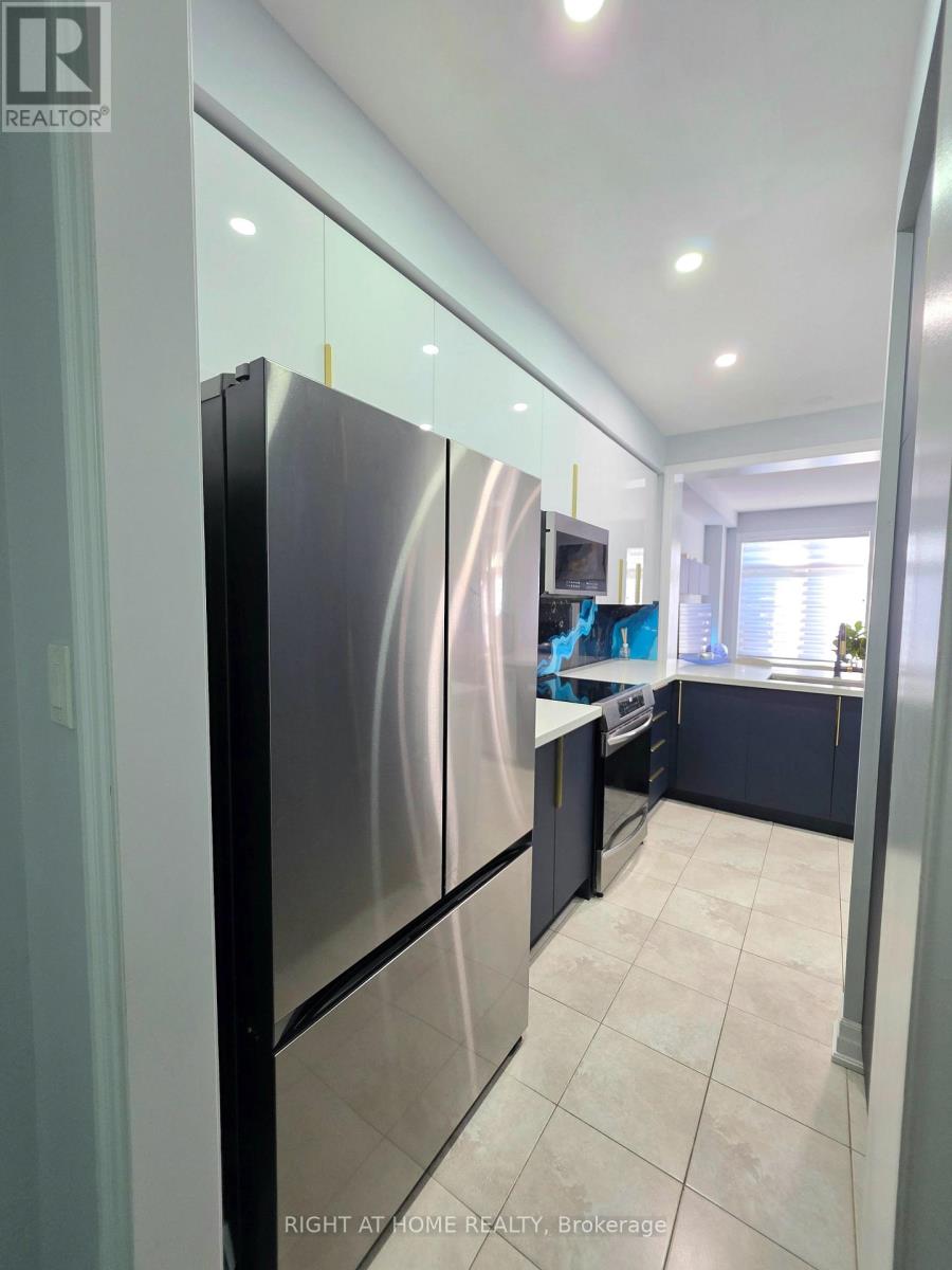 24 WELLS ORCHARD CRESCENT - 8